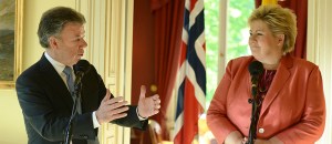 La Primer Ministra de Noruega Erna Solberg pidió que se aceleraran las negociaciones entre Gobierno y Farc. (Crédito: SIG/Presidencia de Colombia)