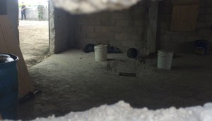 El túnel desemboca en una construcción en obra negra al suroeste del penal del Altiplano, ubicado en la colonia San Juanita del municipio de Almoloya de Juárez (Krupskaia Alís/CNN).
