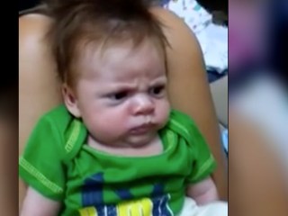 Video De Bebe Enojado Que No Quiere Sonreir Se Vuelve Viral Cnn