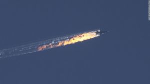 Turquía derribó este martes un avión de combate ruso por violar en repetidas ocasiones su espacio aéreo y hacer caso omiso a las advertencias.