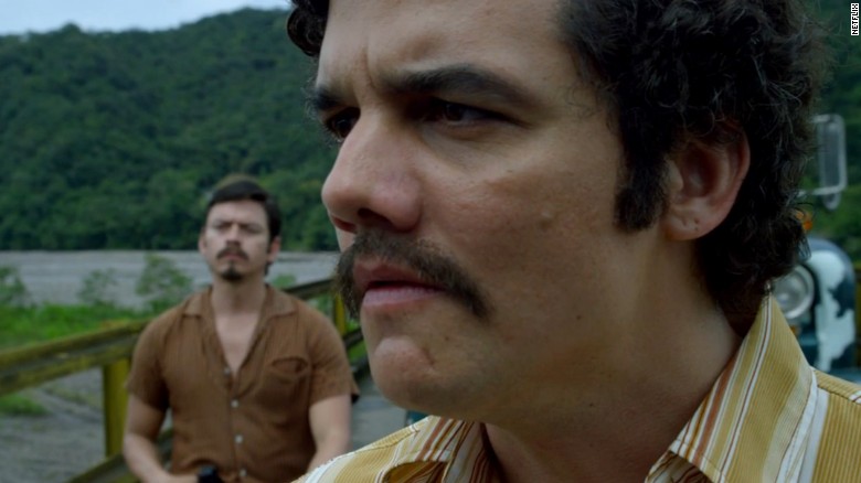 Wagner Moura ha ganado elogios por su papel como Pablo Escobar en "Narcos" y obtuvo una nominación por la mejor actuación de un actor en una serie de televisión dramática. Jon Hamm ("Mad Men"), Rami Malek ("Mr. Robot"), Bob Odenkirk ("Better Call Saul") y Liev Schreiber ("Ray Donovan"), también están nominados.