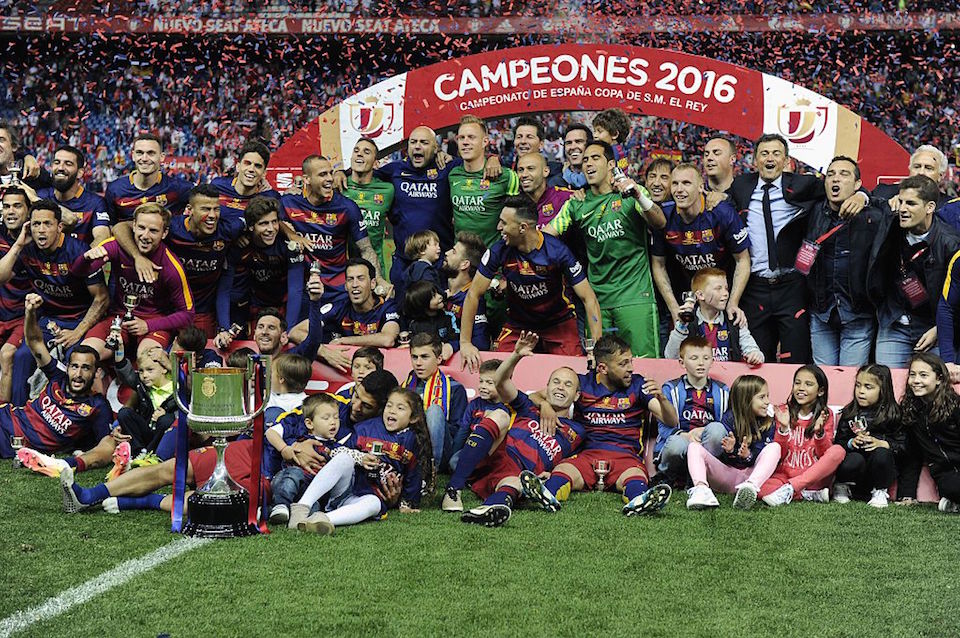 La foto de los campeones de la Copa del Rey. Es el título 28 de esta competencia para el FC Barcelona. (Crédito: JOSEP LAGO/AFP/Getty Images).