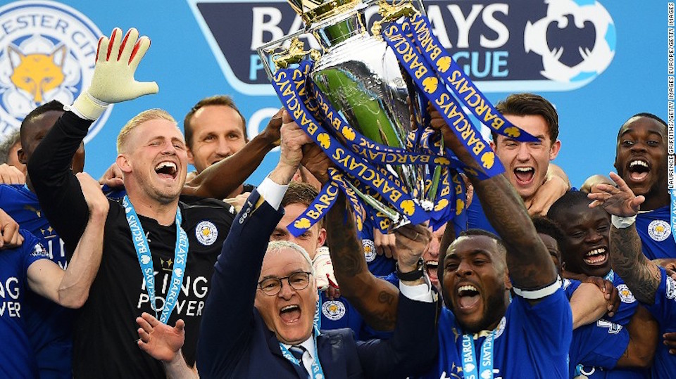 Leicester levantó el trofeo que como campeón de la Premier League | CNN