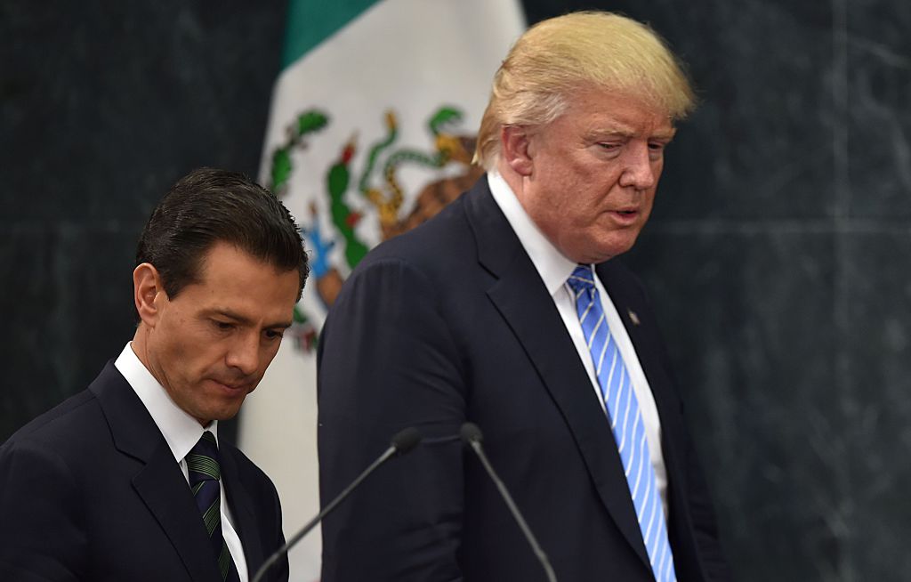 Choque de Opiniones: Visita de Trump a México y su discurso en
Arizona