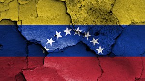 Otra cara de la crisis en Venezuela: el pago de las deudas a expensas de su gente