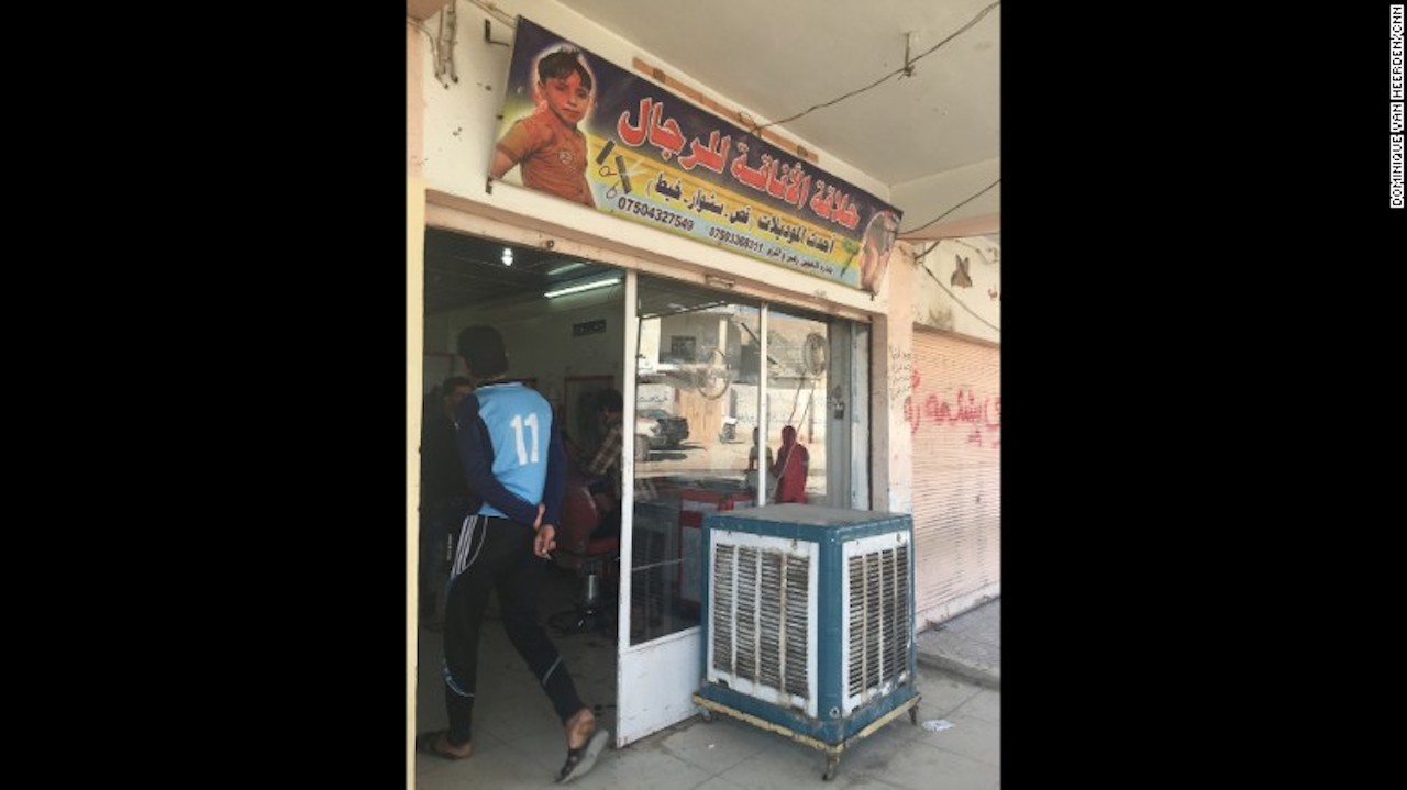 al-fazliya-tienda-cigarros-unislamic-cnn