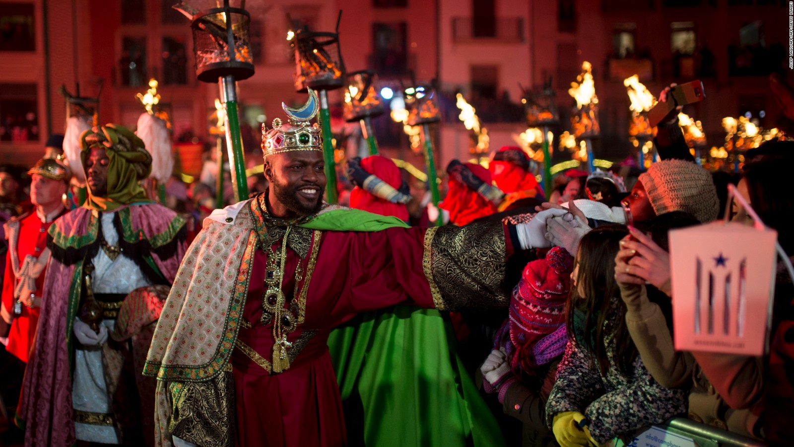 Los Reyes Magos Llegaron A Madrid Video Cnn 