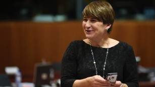 Lilianne Ploumen, ministra de Comercio Exterior y Cooperación para el Desarrollo de Holanda.