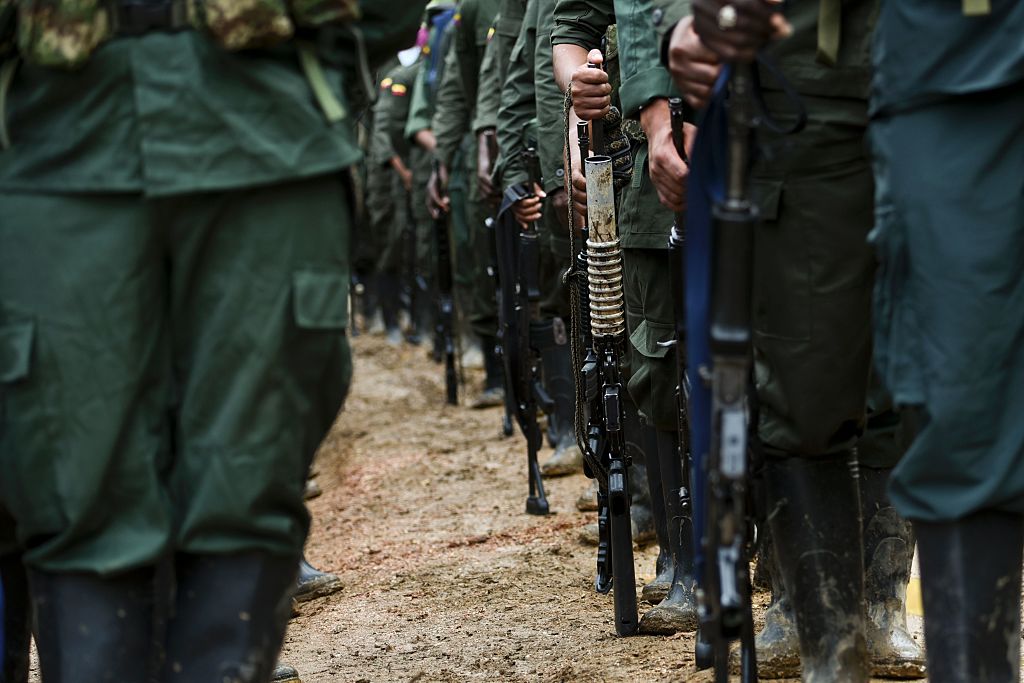 El Ministerio de Defensa de Colombia estima que el 5% de las FARC son disidentes y no se acogerán a los acuerdos de paz de La Habana. (Crédito: LUIS ROBAYO/AFP/Getty Images)
