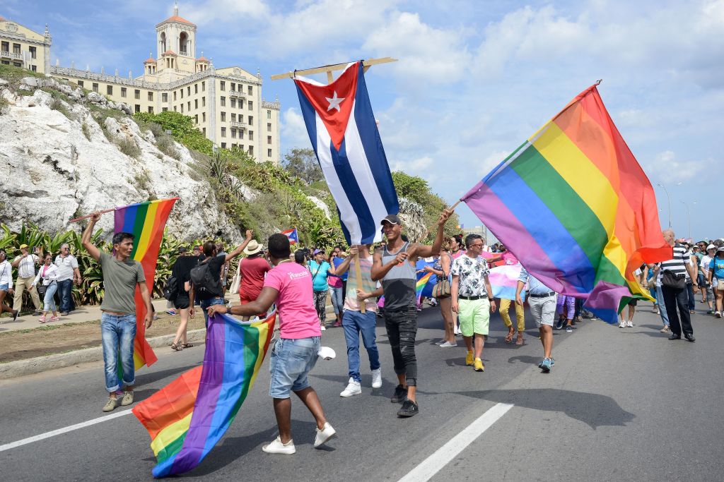 cubanos sexo gay