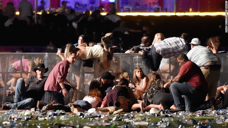 Egipto borgoña Cerdito Tiroteo en Las Vegas deja más de 50 muertos y más de 500 heridos | CNN