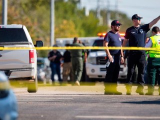 Al menos 26 muertos en tiroteo masivo en una iglesia de Texas | CNN