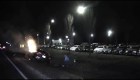 Hombre salva a conductor de auto en llamas