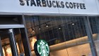 Por un día, Starbucks cierra sus puertas para educar sobre prejuicio racial
