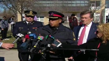 Confirma 9 muertos por arrollamiento masivo en Toronto