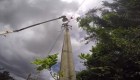 Puertorriqueños por interrupciones eléctricas: "Algo está fallando"