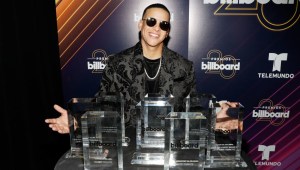 LAS VEGAS, NV - APRIL 26: Daddy Yankee poses with his awards backstage at the 2018 Billboard Latin Music Awards at the Mandalay Bay Events Center on April 26, 2018 in Las Vegas, Nevada. (Photo by Isaac Brekken/Getty Images)