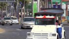 'Las Pulmonías', el transporte oficial del malecón de Mazatlán