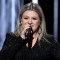 Kelly Clarkson sobre los tiroteos: "Los momentos de silencio no están funcionando"