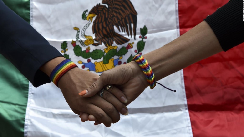Candidatos a la presidencia en México evaden temas gay