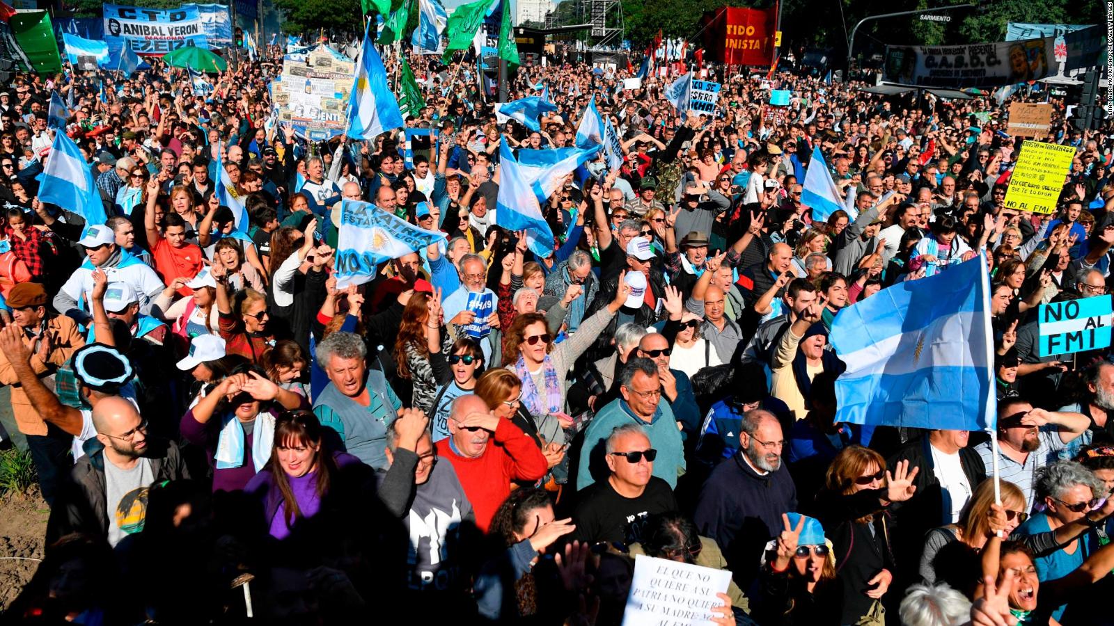 Un nuevo fenómeno social la protesta de los que tienen CNN