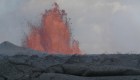 Enorme fuente de lava sepulta a comunidad en Hawai