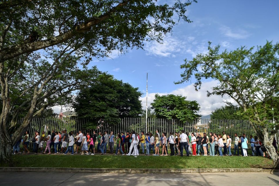 Fotos Así Transcurren Las Elecciones En Colombia Gallery Cnn 9886