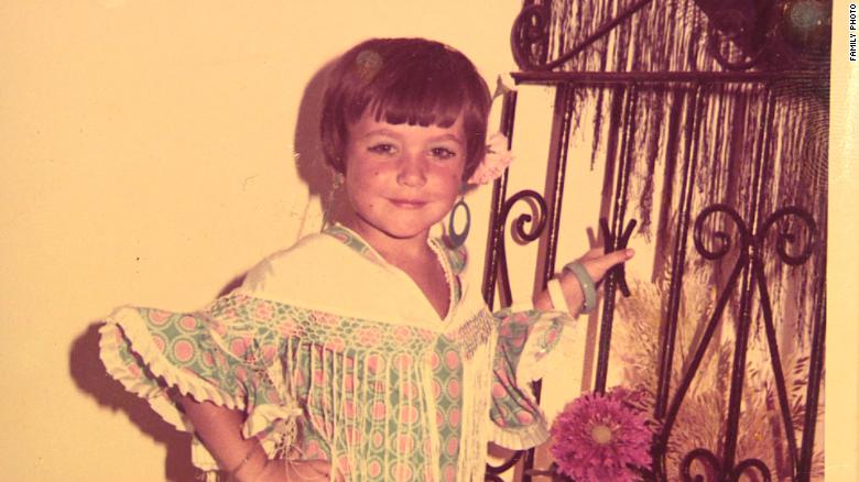 Inés Madrigal en una fotografía cuando era una niña. Ella cree que fue robada a su madre biológica.