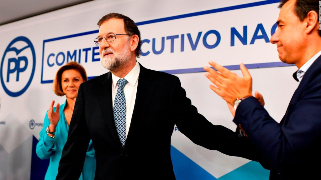Mariano Rajoy dimite como presidente del Partido Popular luego de 14 años