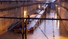 Las lluvias del huracán Bud dejan bajo el agua un tren ligero en México
