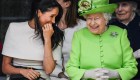 Meghan Markle inicia gira pública con la reina Isabel II
