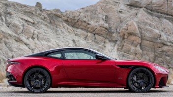 CNN Dinero Automotriz: DBS Superleggera, la nueva joya de Aston Martin