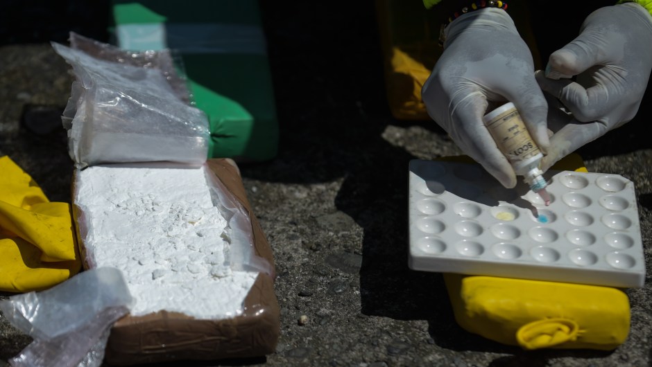 Imagen de archivo de cocaína decomisada en Colombia con destino a Europa. (Crédito: RAUL ARBOLEDA/AFP/Getty Images)
