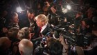 Periodistas: El gobierno de Trump intimida a la prensa