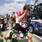 Ciclistas del Tour de Francia rociados con gas pimienta
