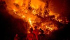 California, bajo el azote de 17 grandes incendios
