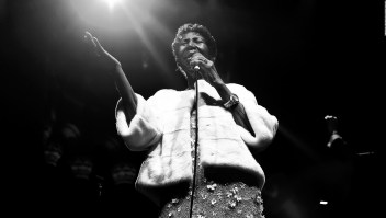 Escucha los éxitos de Aretha Franklin