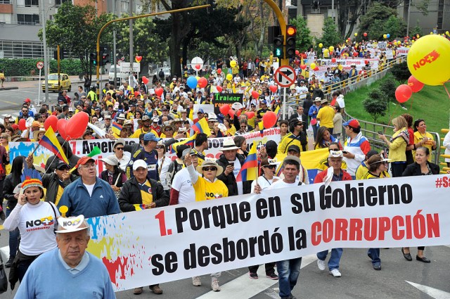 Cuán corrupta es Colombia y cuánto dinero pierde por este delito ...
