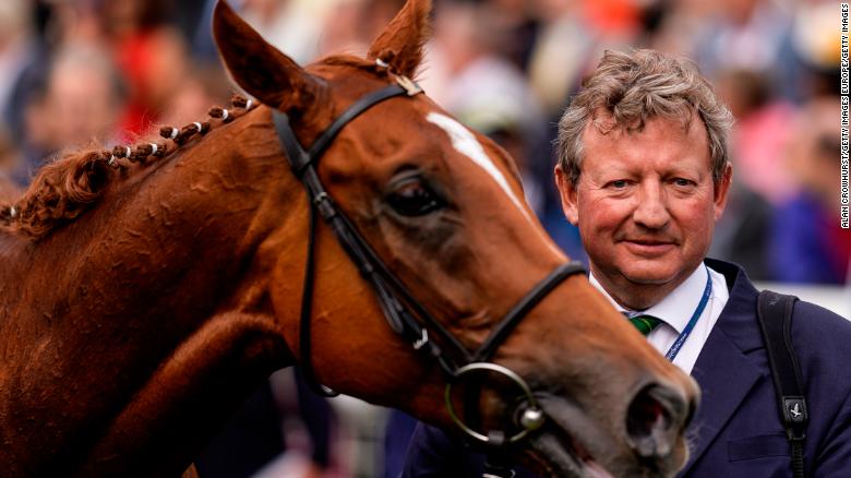 Mark Johnston: el entrenador de caballos de carrera británico rompe el  récord de triunfos | CNN