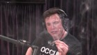 Musk fumando marihuana: ¿su conducta y exposición mediática afecta o beneficia Tesla?