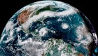 #MinutoCNN: Dos huracanes y una tormenta acechan en el Atlántico