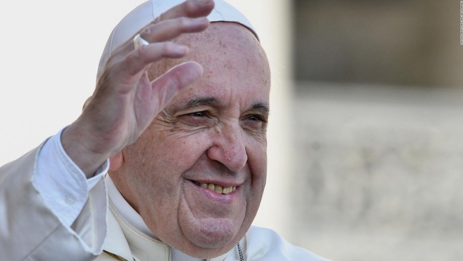 Eduardo Valdés asegura que los homosexuales aceptan al papa Francisco