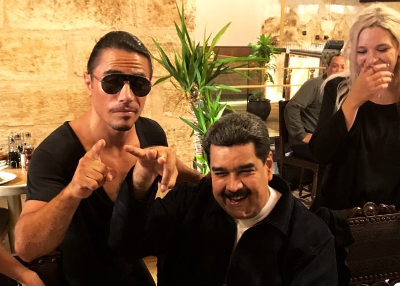 Nicolás Maduro desata críticas por comer en lujoso restaurante de Salt Bae  en Estambul | Video | CNN