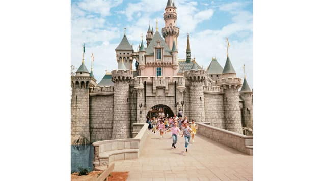 El castillo de la Bella Durmiente es una característica icónica de Disneyland, pero no siempre estuvo en los planes.