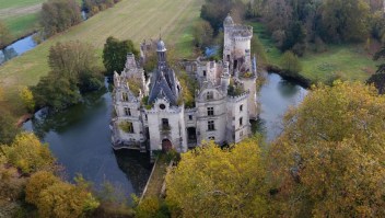 Ahora puedes ser dueño de un castillo francés por menos de 60 dólares