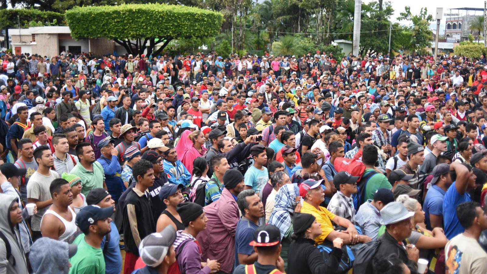 Caravana de migrantes hondure os intentar cruzar la frontera