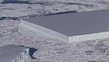 #LaImagenDelDía: un iceberg simétrico causa asombro entre los expertos
