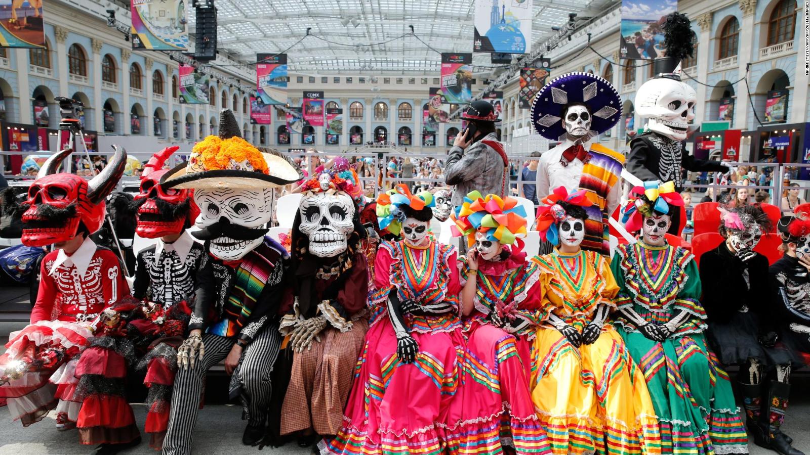 besluiten Syndicaat taart Desfile de Día de Muertos: catrinas y calaveras para celebrar la tradición  | Video | CNN
