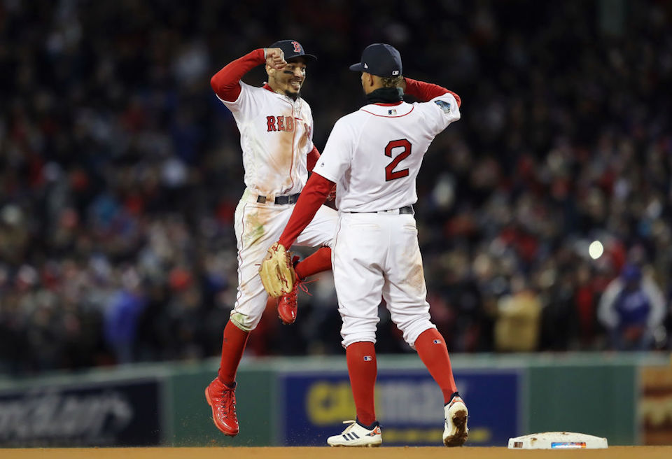 Los Boston Red Sox vencen de nuevo y se afianzan en la Serie