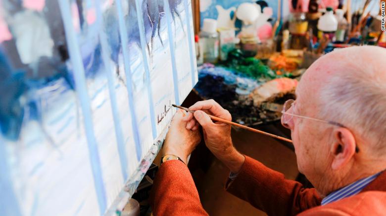La pasión del artista por el arte ecuestre ha sido constante a lo largo de sus 78 años de carrera.